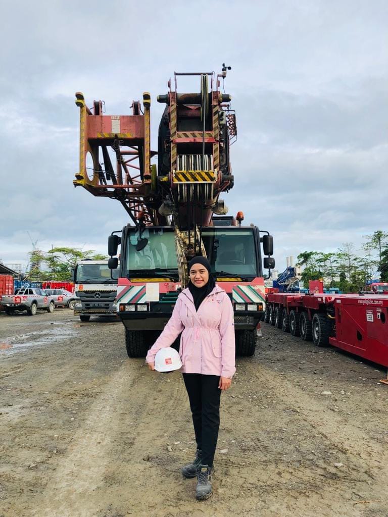 Megie Dian Marina Bisay (S2 Manajemen 2022)